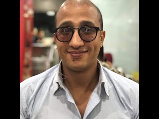 مش هتعرف تبطل ضحك..نقششة محامي يقدم فيديوهات كوميدية على السوشيال ميديا