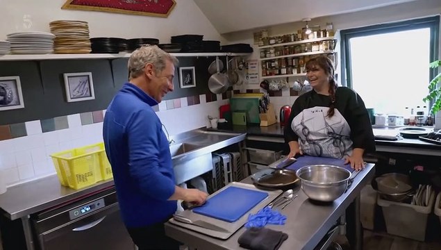 Robson Greens Fishing Coast To Coast S01E02