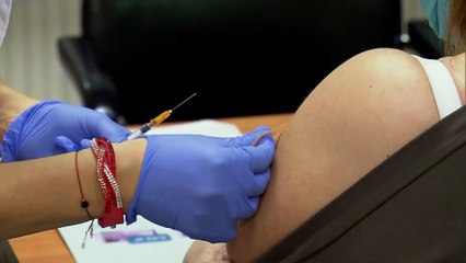 COVID-19 | La EMA advierte: "no se pueden poner dosis de refuerzo indefinidamente"