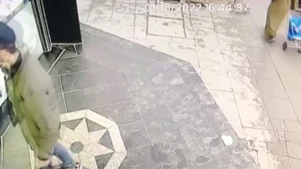 Satmak istediği 500 bin liralık altını çalındı