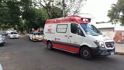 Homem fica ferido após colisão entre duas motos em Umuarama