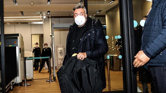 İstanbul'a gelen Galatasaray'ın yeni hocası Domenec Torrent hızlı başladı! İlk açıklamasını yaptı, sonra yalanladı