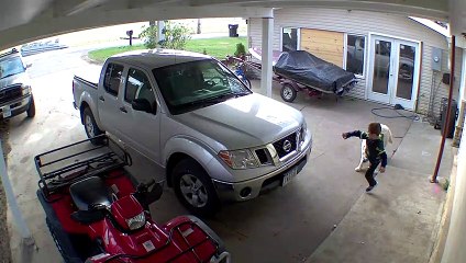 Doggy Doesn't Want Best Friend to Leave