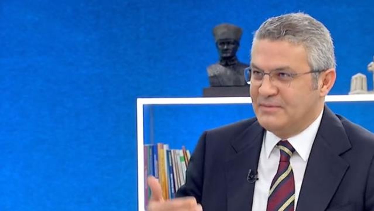 CHP'nin ağır topu Oğuz Kağan Salıcı, canlı yayında erken seçim için tarih verdi