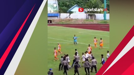 Liga 3 Rusuh Lagi, Asisten Wasit kembali Jadi Sasaran Aksi Brutal Pemain