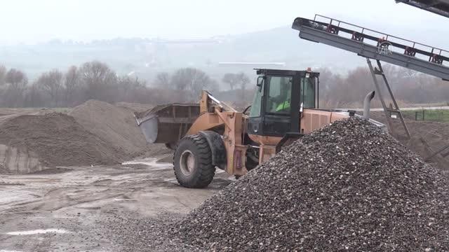 BALIKESİR - Bigadiç Belediyesi beton fiyatını yarıya indirdi