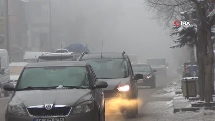 Kars'ta uçak seferlerine sis engeli