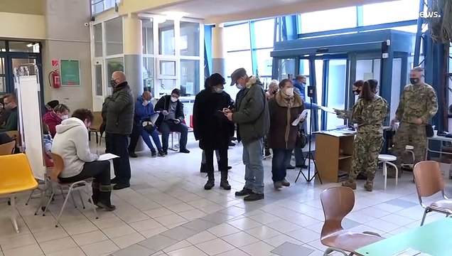 Koronavírus: 7883 új fertőzött és 67 elhunyt beteg Magyarországon