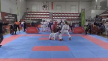 GAZİANTEP - İşitme Engelliler Karate ve Tekvando Türkiye Şampiyonası devam ediyor