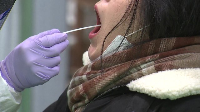 오미크론, 팬데믹 마지막 고비...방역 체계 대전환해야 / YTN