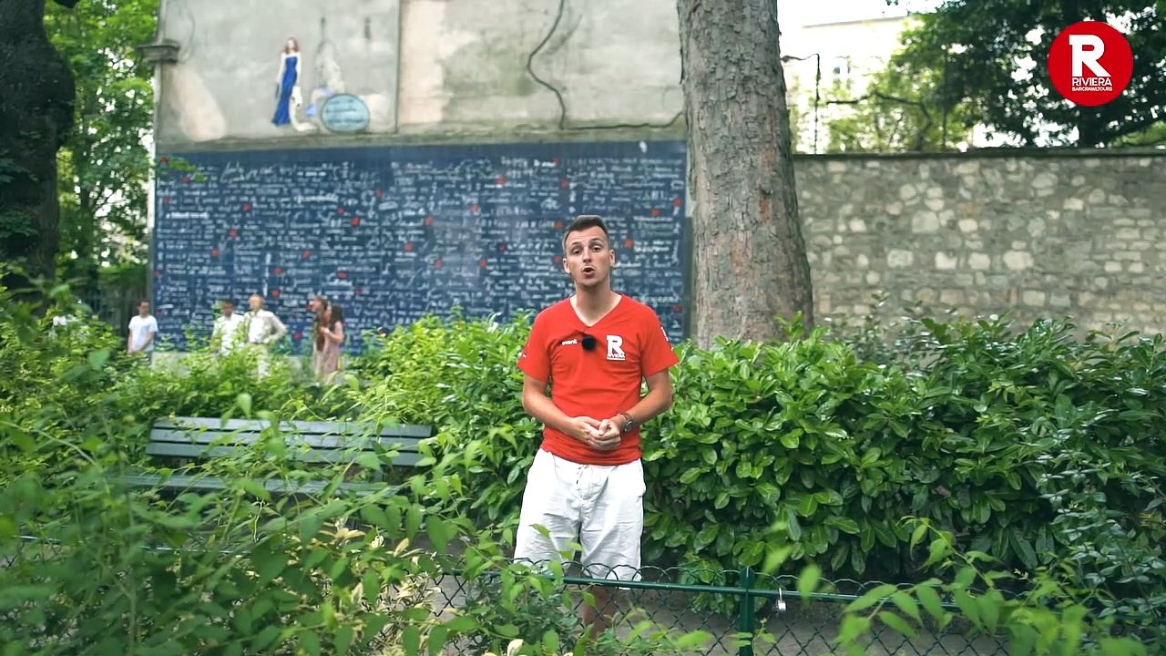 Cinematic Montmartre, Paris France Tour
