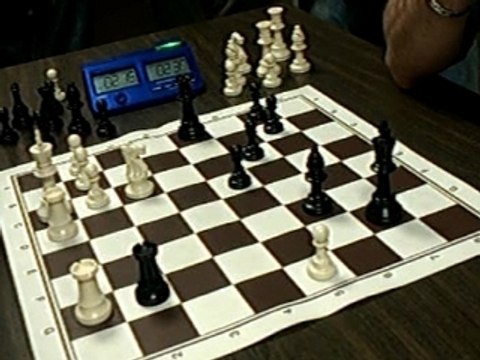 ECHECS : TONY 0 VS 1 STEPH ( BLITZ )