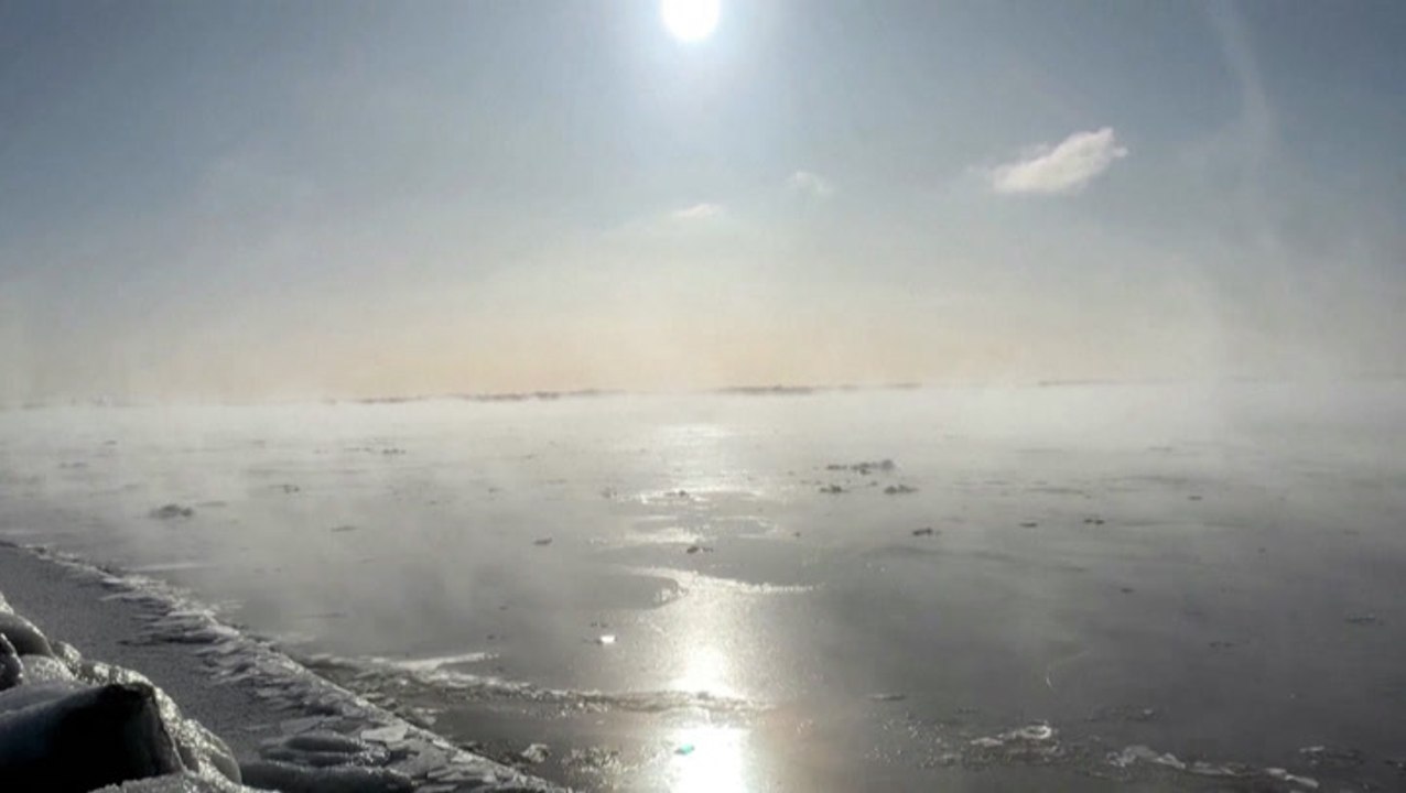 Frigid weather creates frighteningly beautiful scenes in Montreal