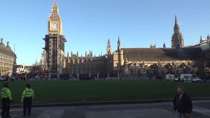 İngiltere Başbakanı Johnson, kısıtlamada düzenlenen "parti" için özür diledi