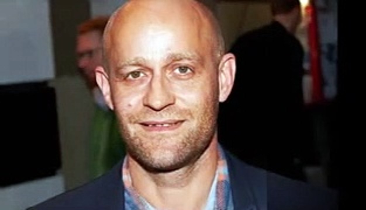 Er mag Kuriose Rollen