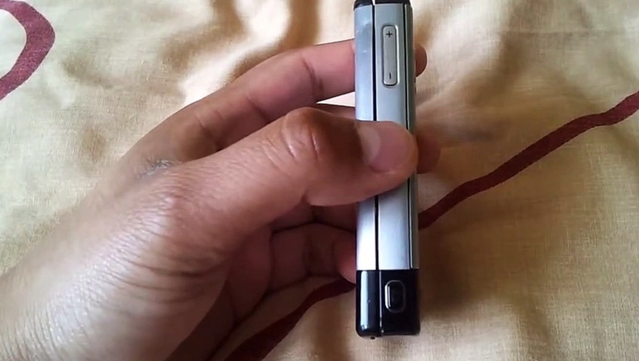 Nokia 6500 Mobile Slide Phone (Review)