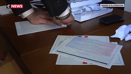 Faut-il modifier la règle des cinq cents parrainages?