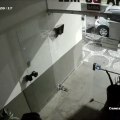 Homem furta bicicleta em prédio de Umuarama e câmeras flagram a ação criminosa