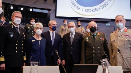 محادثات بروكسل.. لا حلول ولا تفاق بين روسيا والناتو