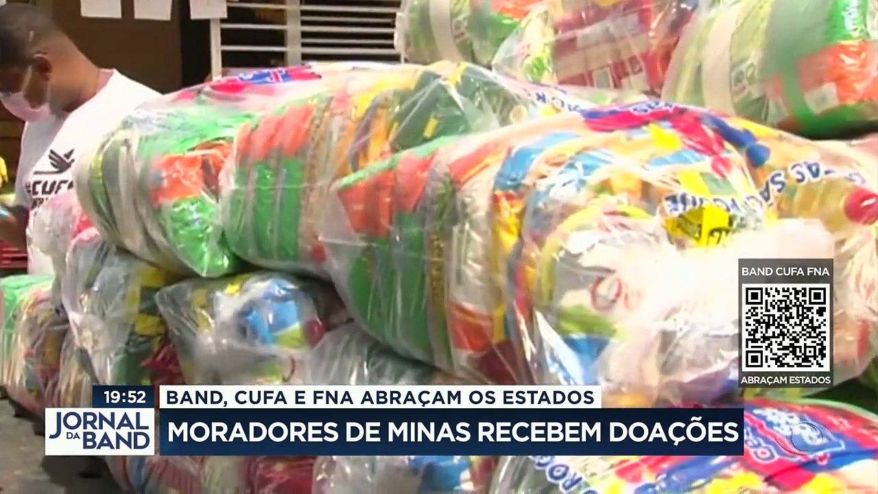 Moradores afetados pelas chuvas em Minas receberam hoje doações da campanha "Band, Cufa e Frente Nacional Antirracista abraçam os estados".