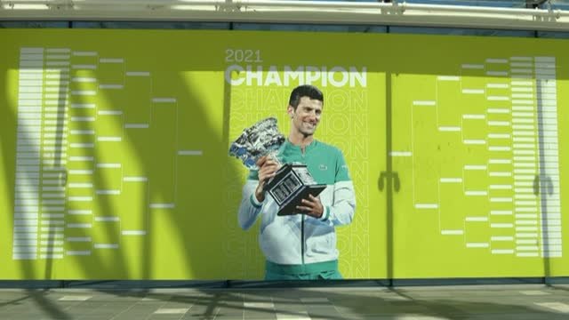El Open de Australia cuenta con Djokovic a la espera de saber si es deportado