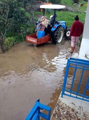 Milas'ta etkili olan sağanak yağış sonrası su baskınları yaşandı