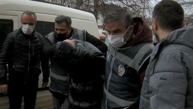 Elvan’ı, ‘borç para’ tartışması sonrası yakmış