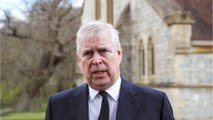 GALA VIDEO - Le prince Andrew déchu de ses titres : continuera-t-il à bénéficier d’un service de sécurité ?