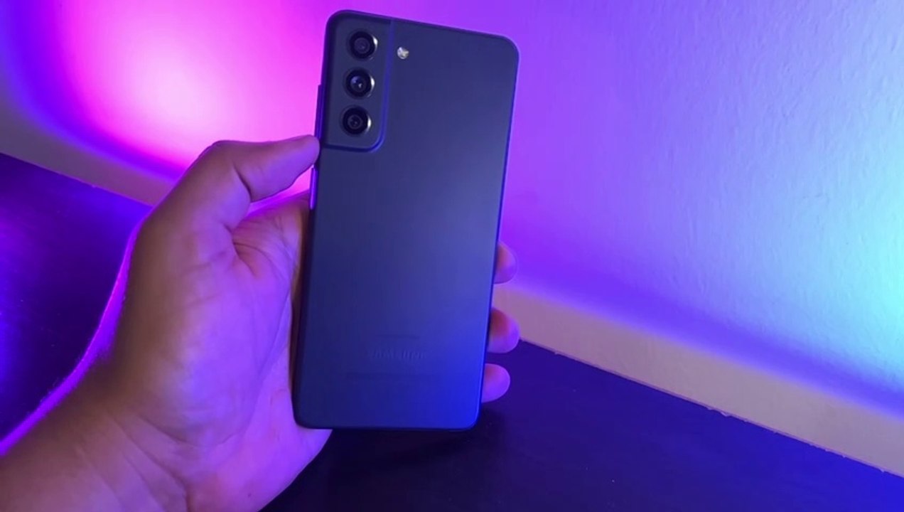 SAMSUNG S21 FE    REVIEW   Debes Ver ESTO! [Llega Tarde]    2022