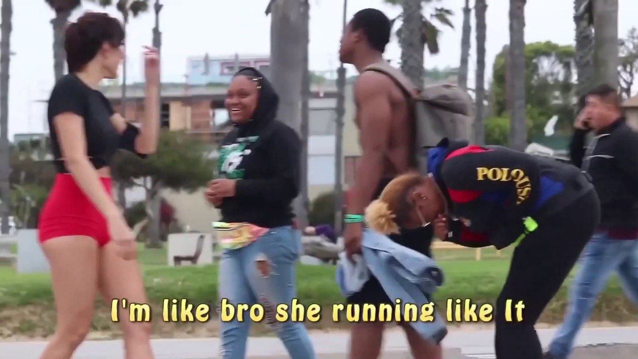 FUNNY RUNNER ! | hidden camera |