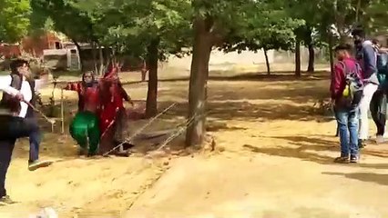 कॉलेज विद्यार्थियों पर कुल्हाड़ी से हमले के दो आरोपी गिरफ्तार