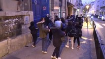Los profesores franceses, en huelga por los cambios de protocolos anticovid en las aulas