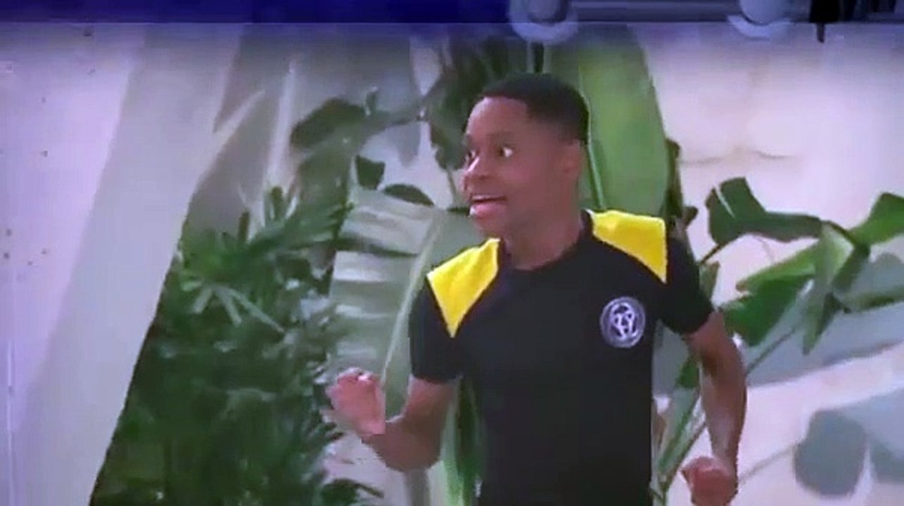 Lab Rats Bionic Dog S04Ep04