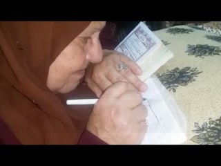 لا تجيد القراءة ولا الكتابة.. سعاد لم تستطع حفظ المصحف فكتبته كاملا