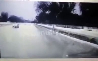 Un automobiliste en colère va être puni par le karma