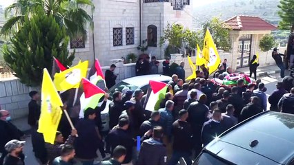 تشييع أميركي-فلسطيني عثر عليه ميتا بعد احتجازه من الجيش الإسرائيلي