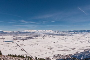 This Little-known Nevada Ski Destination Has Charming Towns, Hot Springs, and Easy Access to Mountain Resorts