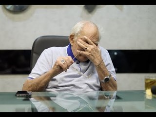 رشوان توفيق يتذكر زوجته باكيا: عشت معها 62 سنة.. كانت حياتي