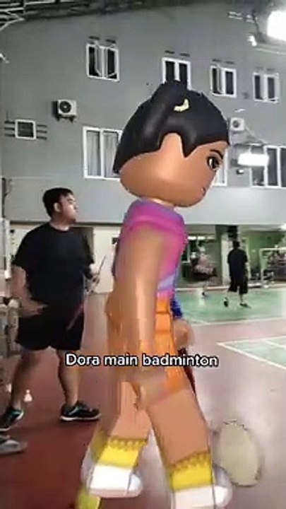 Dora main badminton