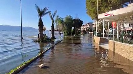 Türkiye'nin tatil cenneti sular altında!