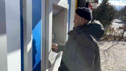 Eşinin tedavisi için geldiği Isparta'da 100 bin lira dolandırıldı