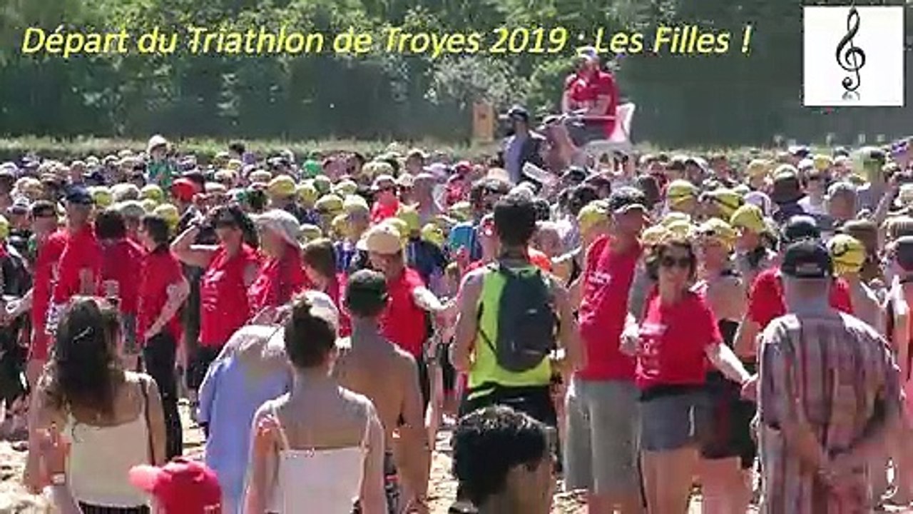 2019 Le départ des Filles sur le Triathlon de Troyes