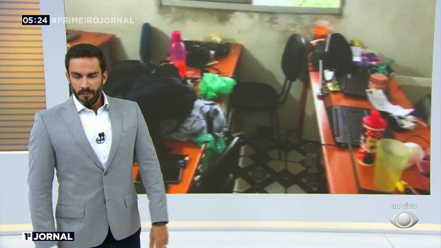 A polícia prendeu sete criminosos em um conjunto residencial de São Paulo. O grupo fazia parte de uma quadrilha do Pix. Cerca de 500 pessoas foram vítimas dos bandidos.