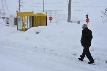 BİTLİS'TE 198 KÖY YOLU, KARDAN KAPANDI