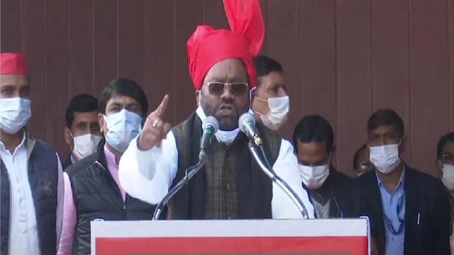 Swami Prasad officially joins hand with SP