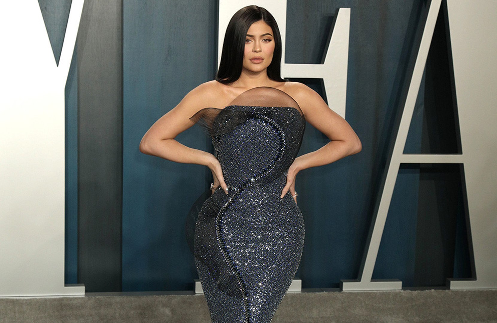 ⁣Kylie Jenner is the first woman to hit 300 million followers on Instagram