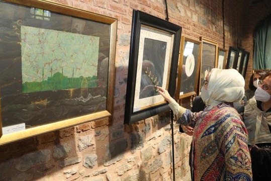 EMİNE ERDOĞAN, TEKAMÜL SÜRDÜRÜLEBİLİR SANAT SERGİSİ'NİN AÇILIŞINI YAPTI