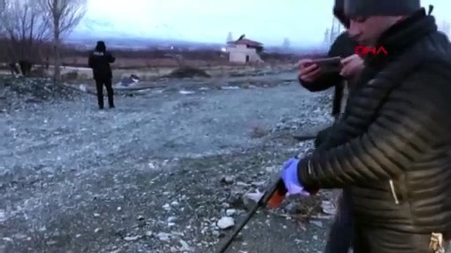 Sokak köpeklerinin saldırısına uğrayan çocuk yaralandı