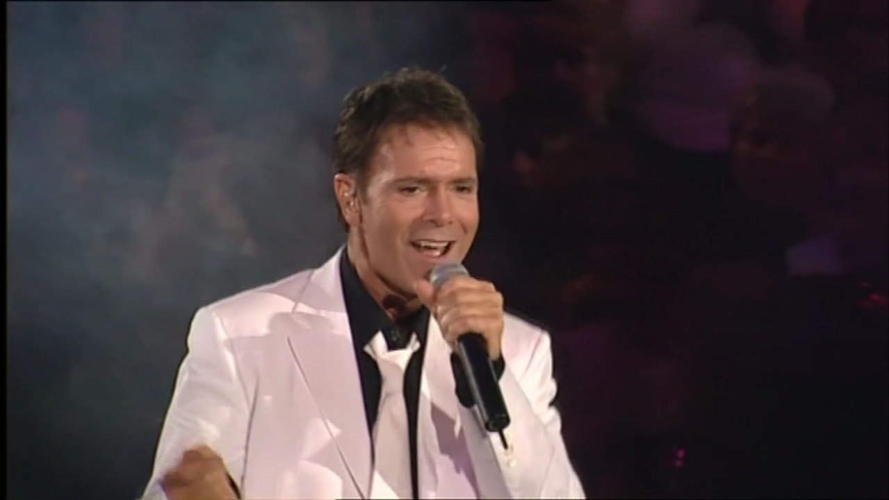 (Elvis Medley)  ALL SHOOK UP/JAILHOUSE ROCK  by Cliff Richard - live performance 1999