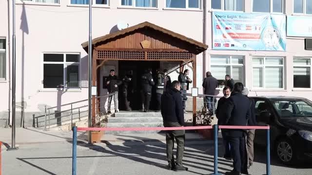 Çubuk Bakkallar ve Bayiler Esnaf Odası'nda Harun Yazıcı güven tazeledi